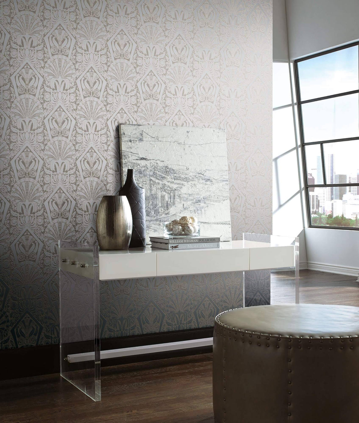 Cream/Silver Wallpaper K894