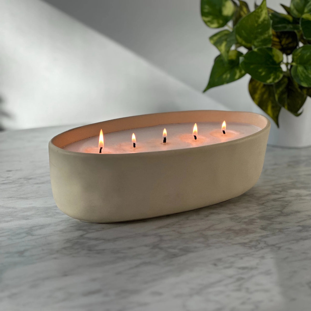40.5oz Red Lava & Citrus Scented 5-Wick Oversized Candle N713